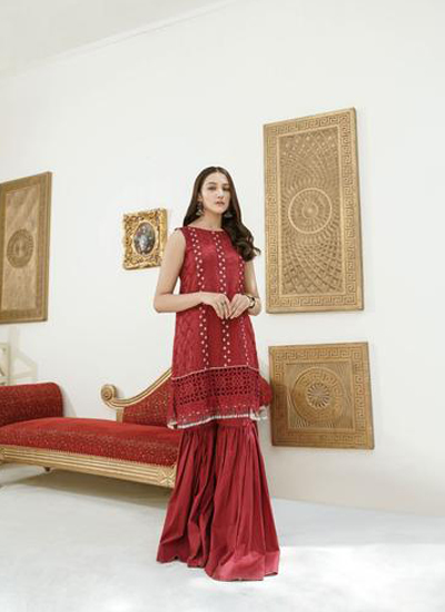 RUBAAIYAT CHIKANKARI LAWN 21