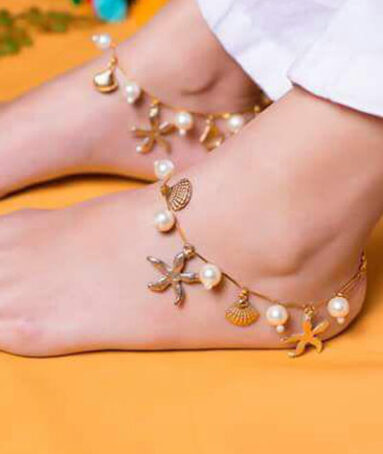 Golden Anklet With Metallic Sea